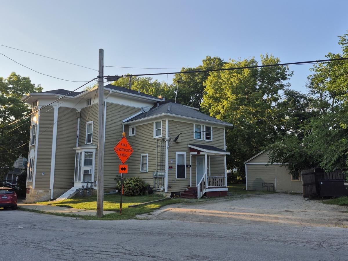 110-112 Center Avenue Aurora IL 60505 MLS #MRD12448018 41 MLS #MRD12448018 image #0