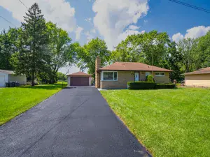3148 W 102nd Street Evergreen Park IL 60805 MLS #MRD12493995 50 broker reciprocity