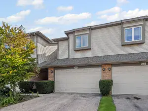 555 S River Road #301 Des Plaines IL 60016 MLS #MRD12501851 62 broker reciprocity