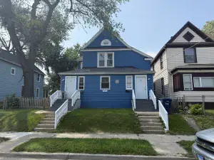 415 W Ridgeland Avenue Waukegan IL 60085 MLS #MRD12499307 56 broker reciprocity