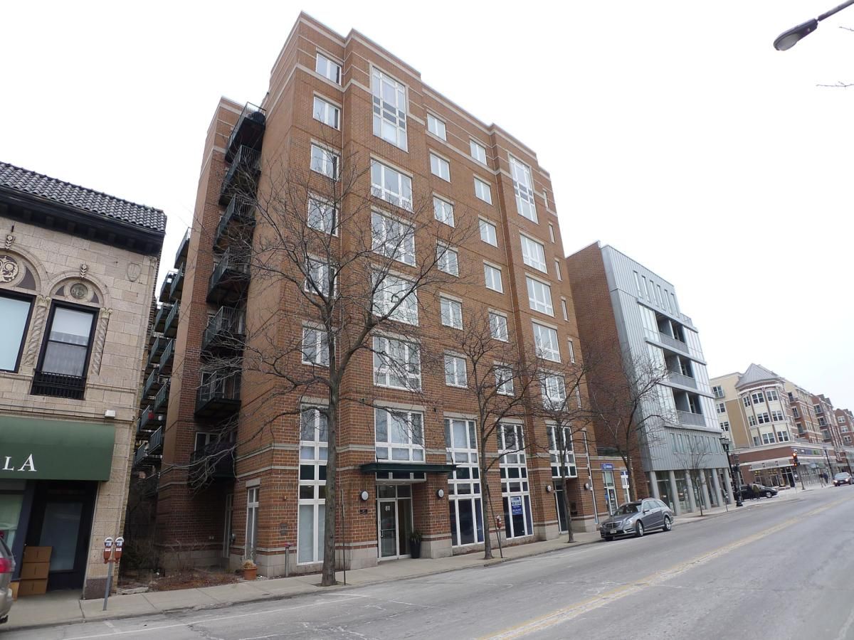 811 CHICAGO Avenue #407 Evanston IL 60202 MLS #MRD12449714 45 MLS #MRD12449714 image #0