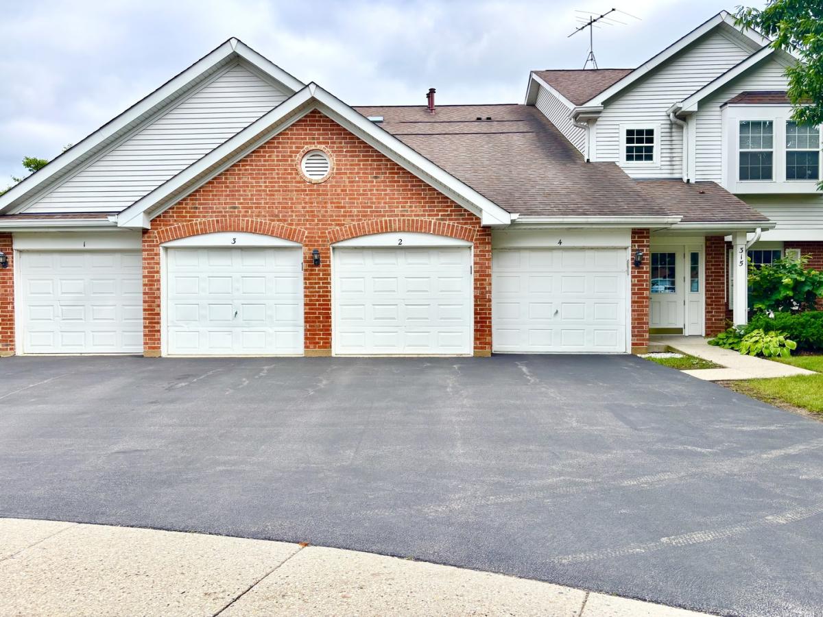315 Ashbury Court #3 Roselle IL 60172 MLS #MRD12450373 45 MLS #MRD12450373 image #0