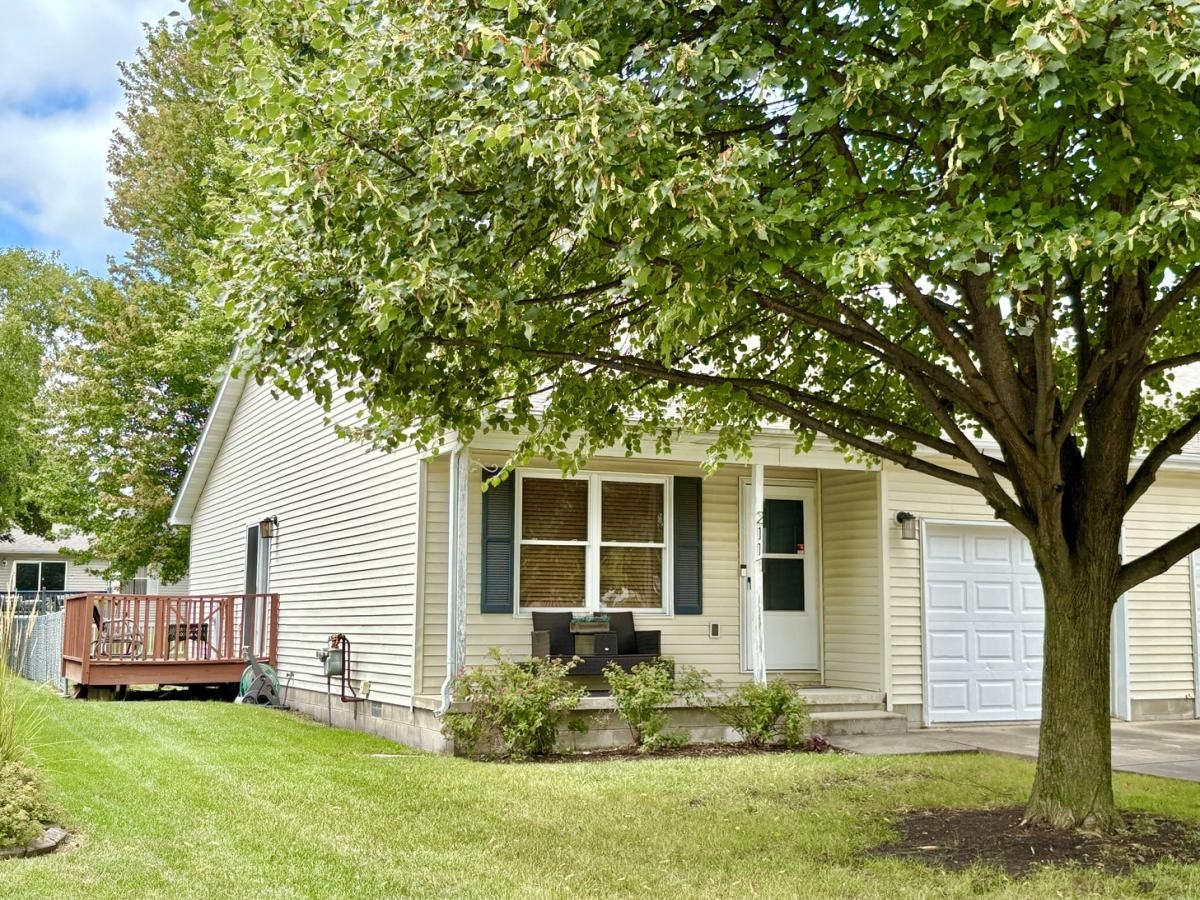 2117 FOX CHASE Drive Ottawa IL 61350 MLS #MRD12450399 41 MLS #MRD12450399 image #0