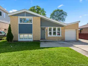 12507 S Tripp Avenue Alsip IL 60803 MLS #MRD12492235 54 broker reciprocity