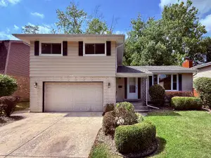 22533 Arquilla Drive Richton Park IL 60471 MLS #MRD12500209 54 broker reciprocity