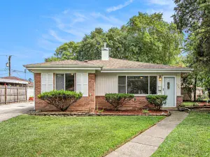 18446 Glen Oak Avenue Lansing IL 60438 MLS #MRD12484452 48 broker reciprocity