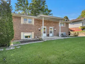 327 S State Street Lockport IL 60441 MLS #MRD12473851 14 broker reciprocity