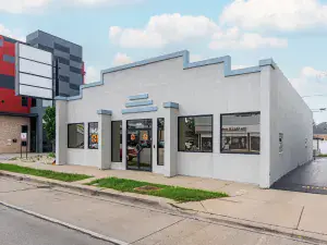 2006 W Chicago Avenue Chicago IL 60622 MLS #MRD12492087 90 broker reciprocity