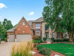 3432 Caine Drive Naperville IL 60564 MLS #MRD12469579 60 broker reciprocity