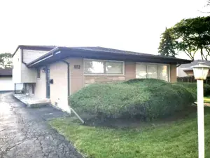 2701 W Thomas Street #3 Chicago IL 60622 MLS #MRD12506764 56 broker reciprocity