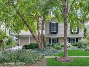 1794 N Wentworth Circle Romeoville IL 60446 MLS #MRD12478636 62 broker reciprocity