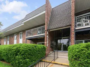 543 Burlington Avenue #112E Downers Grove IL 60515 MLS #MRD12482684 64 broker reciprocity