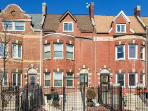 1932 East Avenue Berwyn IL 60402 MLS #MRD12474849 62 broker reciprocity