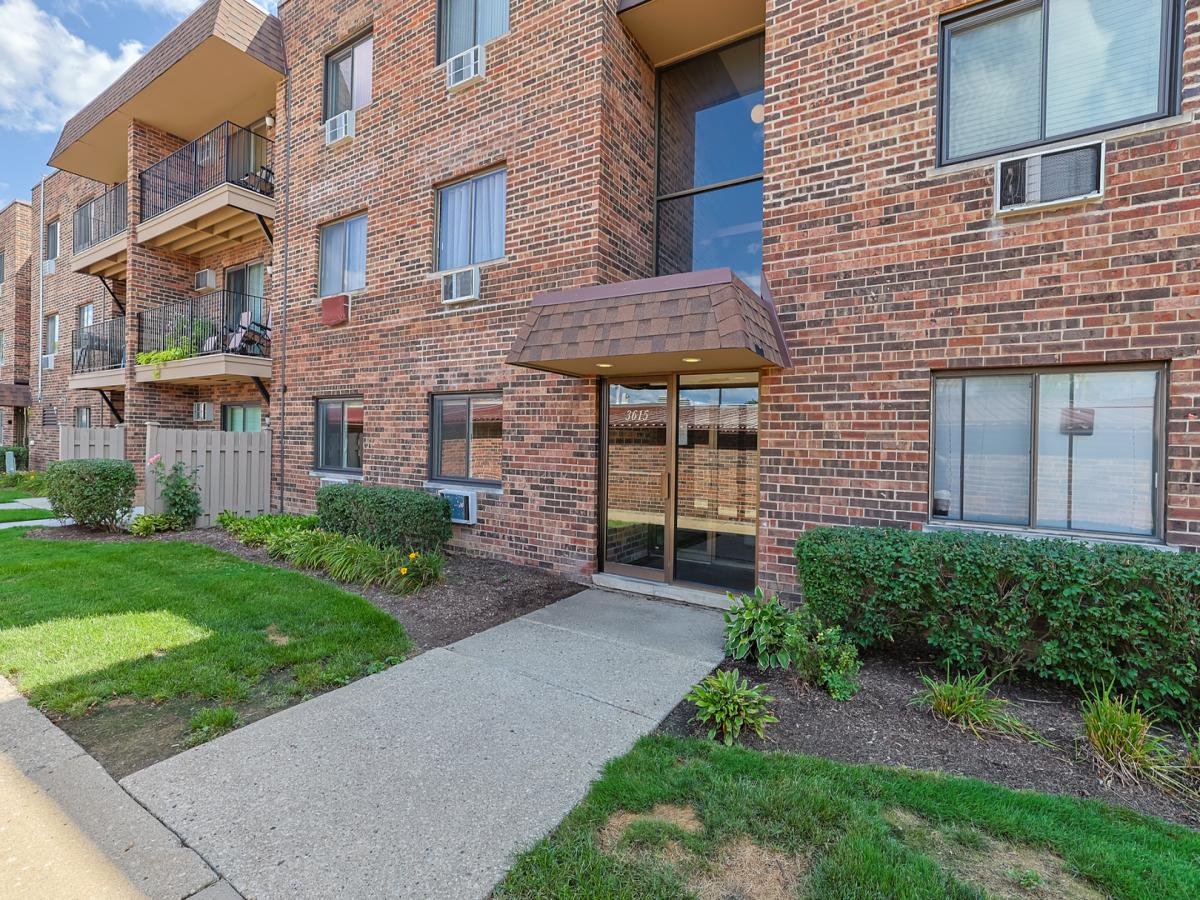3615 E Central Road #101 Glenview IL 60025 MLS #MRD12454330 45 MLS #MRD12454330 image #0