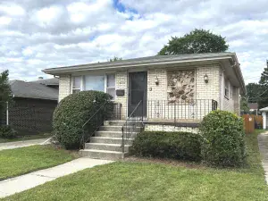 536 Muskegon Avenue Calumet City IL 60409 MLS #MRD12500359 46 broker reciprocity