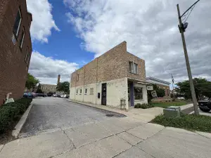 1039 COLLEGE Avenue #F1 Wheaton IL 60187 MLS #MRD12270865 52 broker reciprocity