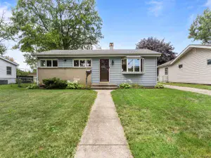 1128 Marshall Avenue Bellwood IL 60104 MLS #MRD12090612 54 broker reciprocity