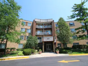 242 Shorewood Drive #1B Glendale Heights IL 60139 MLS #MRD12490383 46 broker reciprocity