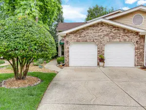 15200 Pine Drive Oak Forest IL 60452 MLS #MRD12441209 54 broker reciprocity