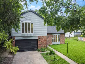 601 S 6th Avenue Maywood IL 60153 MLS #MRD12502941 48 broker reciprocity