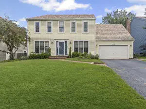1242 Heidorn Avenue Westchester IL 60154 MLS #MRD12455480 58 broker reciprocity