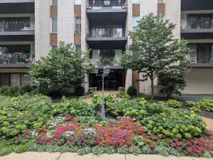 440 E Montrose Avenue #402 Wood Dale IL 60191 MLS #MRD12496208 64 broker reciprocity