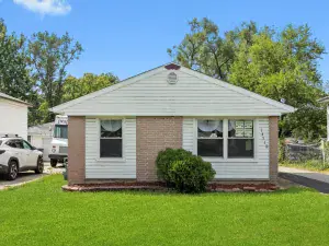 18446 Glen Oak Avenue Lansing IL 60438 MLS #MRD12484452 58 broker reciprocity