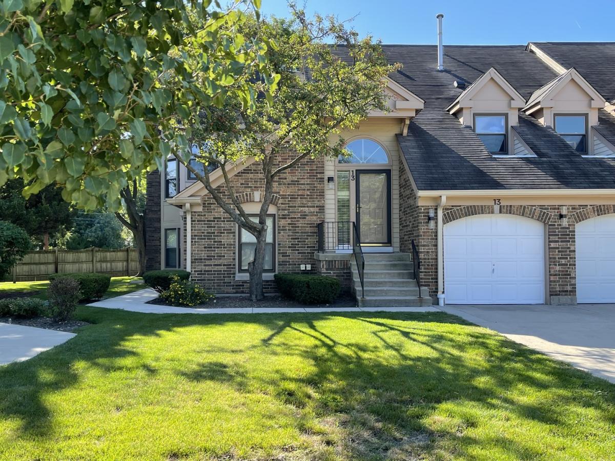 13 Willow Parkway #13 Buffalo Grove IL 60089 MLS #MRD12456749 45 MLS #MRD12456749 image #0