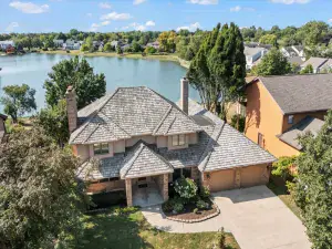 2512 Prairieridge Place Champaign IL 61822 MLS #MRD12431913 50 broker reciprocity