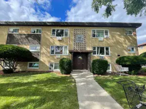 14-22 N Center Street Bensenville IL 60106 MLS #MRD12222629 50 broker reciprocity