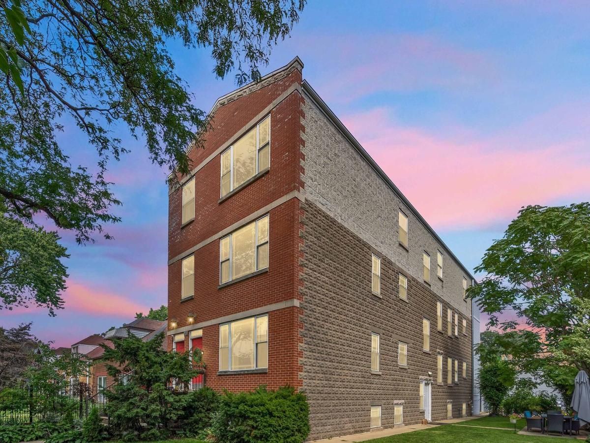 7223 N Oakley Avenue #1E Chicago IL 60645 MLS #MRD12457094 45 MLS #MRD12457094 image #0