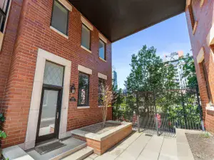 1611 N Hermitage Avenue #301 Chicago IL 60622 MLS #MRD12422435 62 broker reciprocity