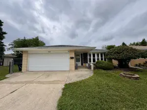 16426 Homan Avenue Markham IL 60428 MLS #MRD12489770 52 broker reciprocity