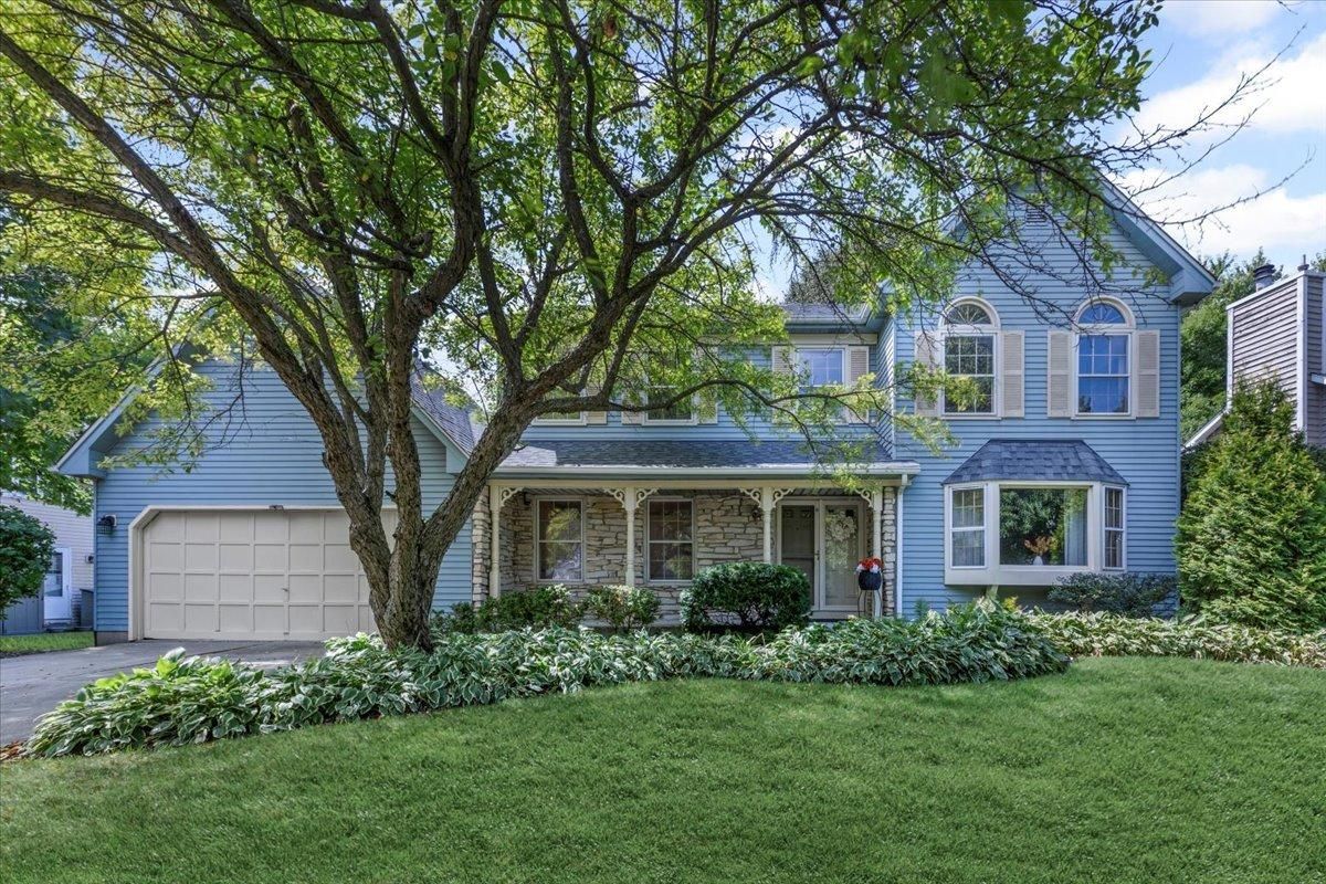 731 S River Road Naperville IL 60540 MLS #MRD12457373 45 MLS #MRD12457373 image #0