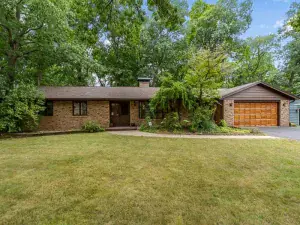 1604 Grant Avenue Rockford IL 61103 MLS #MRD12500135 48 broker reciprocity