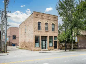 5028 W Lawrence Avenue Chicago IL 60630 MLS #MRD12461053 126 broker reciprocity