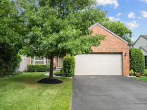 17 Sunset Road Bloomington IL 61701 MLS #MRD12447024 42 broker reciprocity