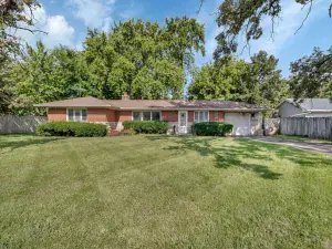 327 S State Street Lockport IL 60441 MLS #MRD12473851 16 broker reciprocity