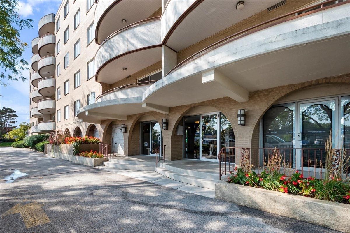 6400 N Cicero Avenue #410 Lincolnwood IL 60712 MLS #MRD12458006 45 MLS #MRD12458006 image #0