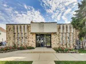 4555 N Sheridan Road Chicago IL 60640 MLS #MRD12426899 60 broker reciprocity