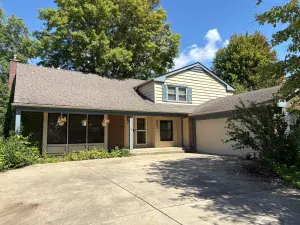 6135 River Bend Drive Lisle IL 60532 MLS #MRD12493490 50 broker reciprocity