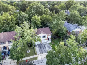 917 S Summit Street Barrington IL 60010 MLS #MRD12502661 46 broker reciprocity