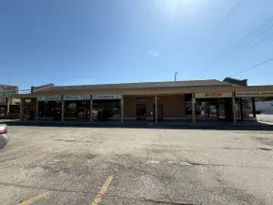 10001 Derby Lane Westchester IL 60154 MLS #MRD12081333 44 broker reciprocity