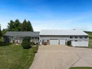 1500 Howland Drive Joliet IL 60431 MLS #MRD12503113 42 broker reciprocity