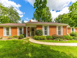 171 LAKESHORE Drive Carpentersville IL 60110 MLS #MRD12502320 58 broker reciprocity