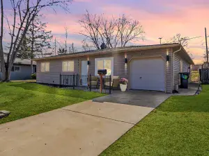 206 Ridge Circle Streamwood IL 60107 MLS #MRD12449841 64 broker reciprocity