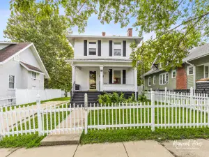 419 S 18th Avenue Maywood IL 60153 MLS #MRD12448993 48 broker reciprocity