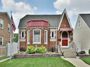 2525 N 72nd Court #2AN Elmwood Park IL 60707 MLS #MRD12469081 58 broker reciprocity