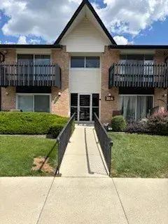 11 6th Avenue #2A La Grange IL 60525 MLS #MRD12502171 62 broker reciprocity