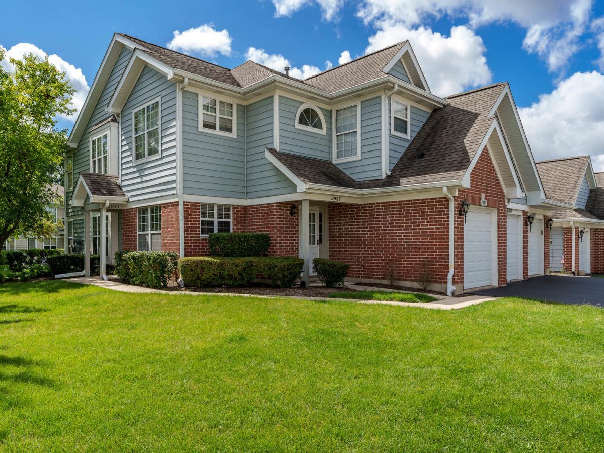 2933 Heatherwood Drive Schaumburg IL 60194 MLS #MRD12460162 45 MLS #MRD12460162 image #0